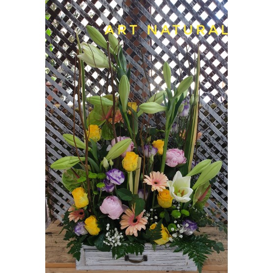 CAJA FLORAL TONOS AMARILLOS