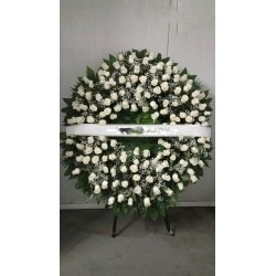 Corona fúnebre variada