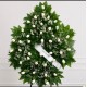 CORONA FÚNEBRE PREMIUM CON ROSAS BLANCAS