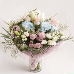 Ramo de flores premium en tonos pastel